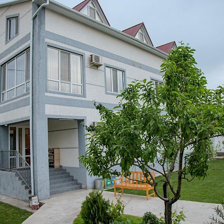 Hotel Good Night Jalal-Abad Exterior photo