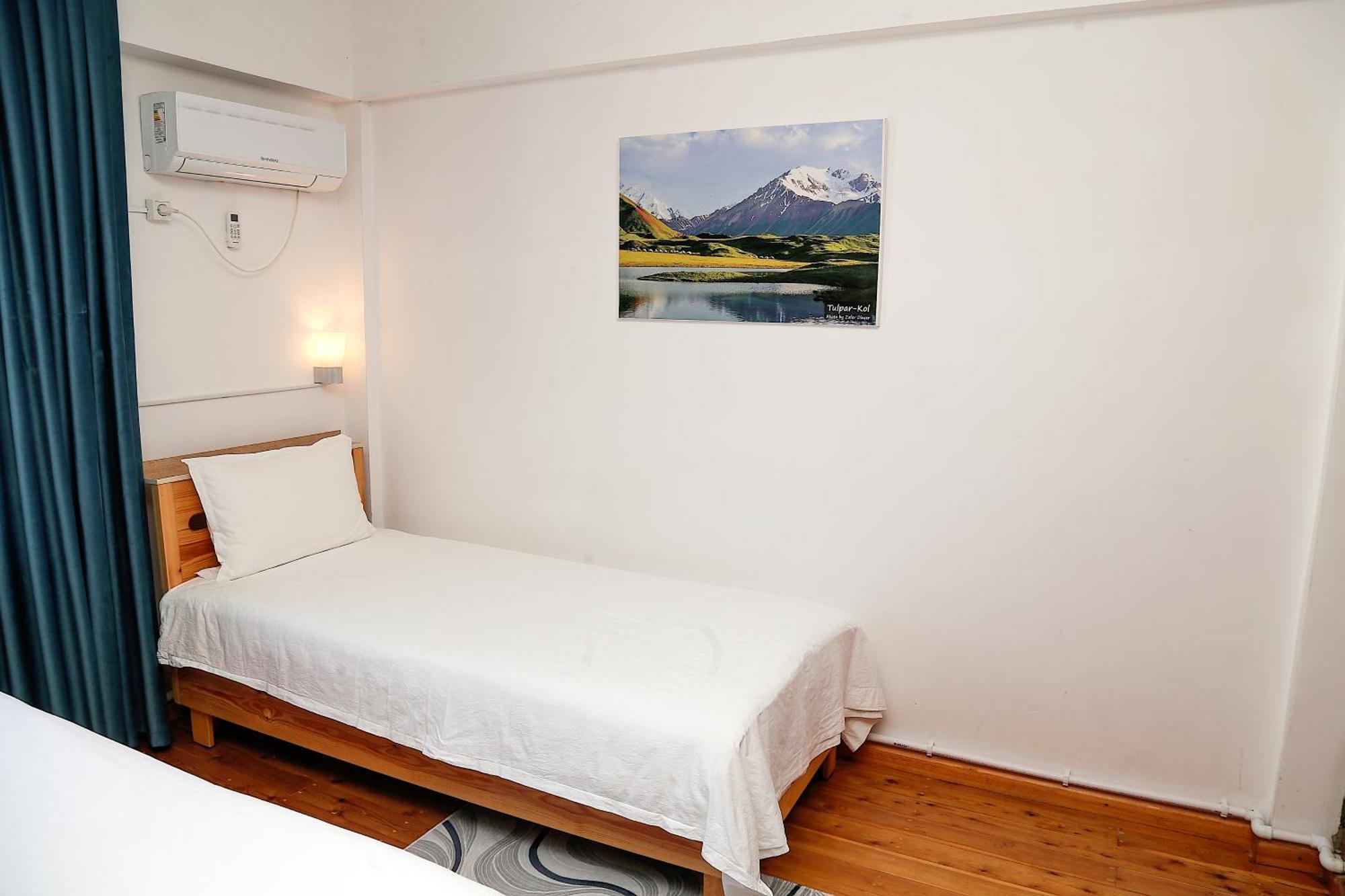 Hotel Good Night Jalal-Abad Exterior photo